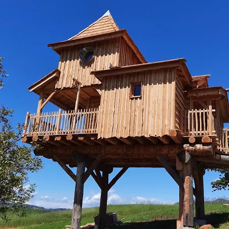 Roulottes Au Pied Du Vercors Maison d'hôtes